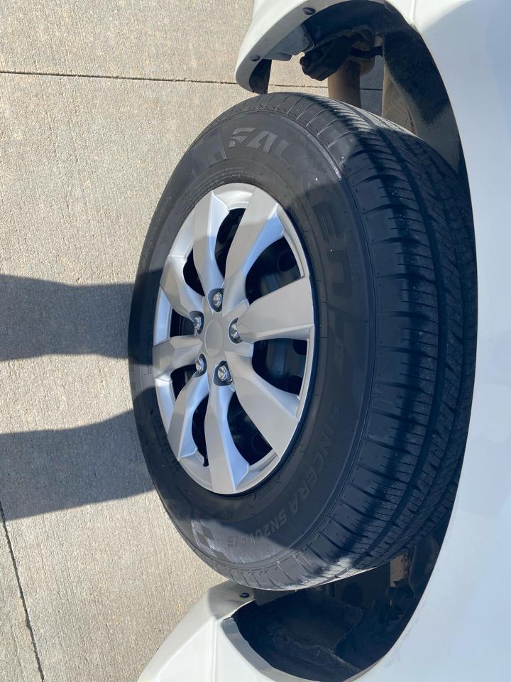 Chrysler Town & Country LX 2010
