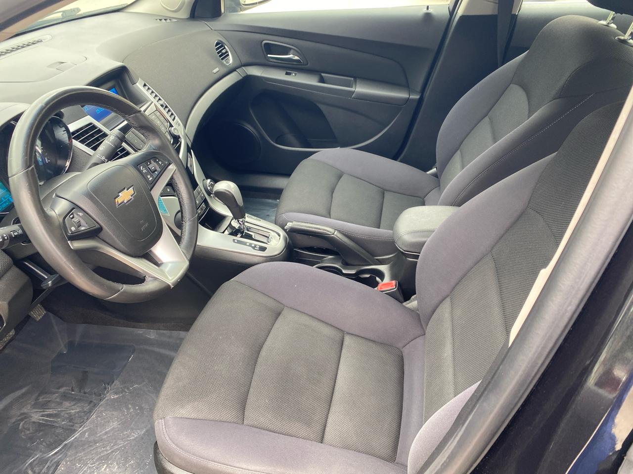 Chevrolet Cruze 1LT 2012