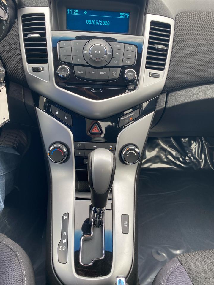 Chevrolet Cruze 1LT 2012