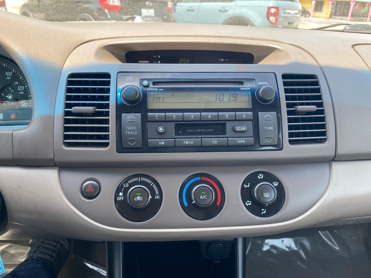 Toyota Camry XLE 2003