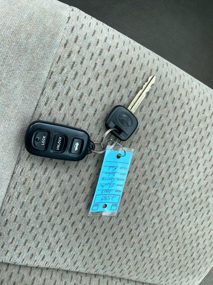 Toyota Camry XLE 2003