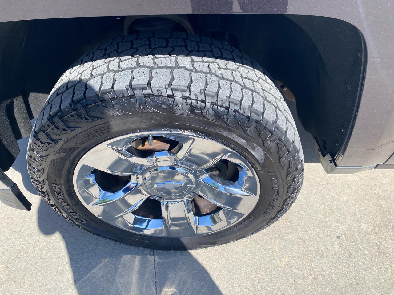 Chevrolet Silverado 1500 4WD Crew Cab 143.5" LTZ 2015