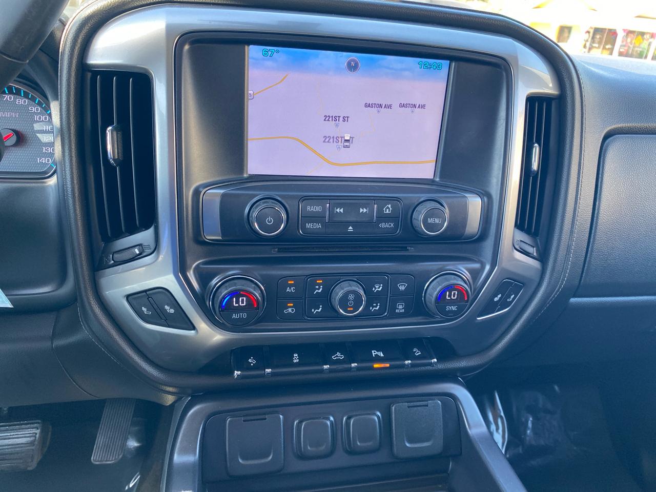 Chevrolet Silverado 1500 4WD Crew Cab 143.5" LTZ 2015