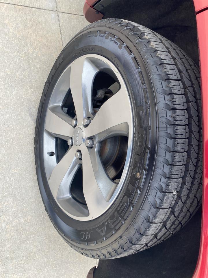 Jeep Grand Cherokee Overland 4WD 2014