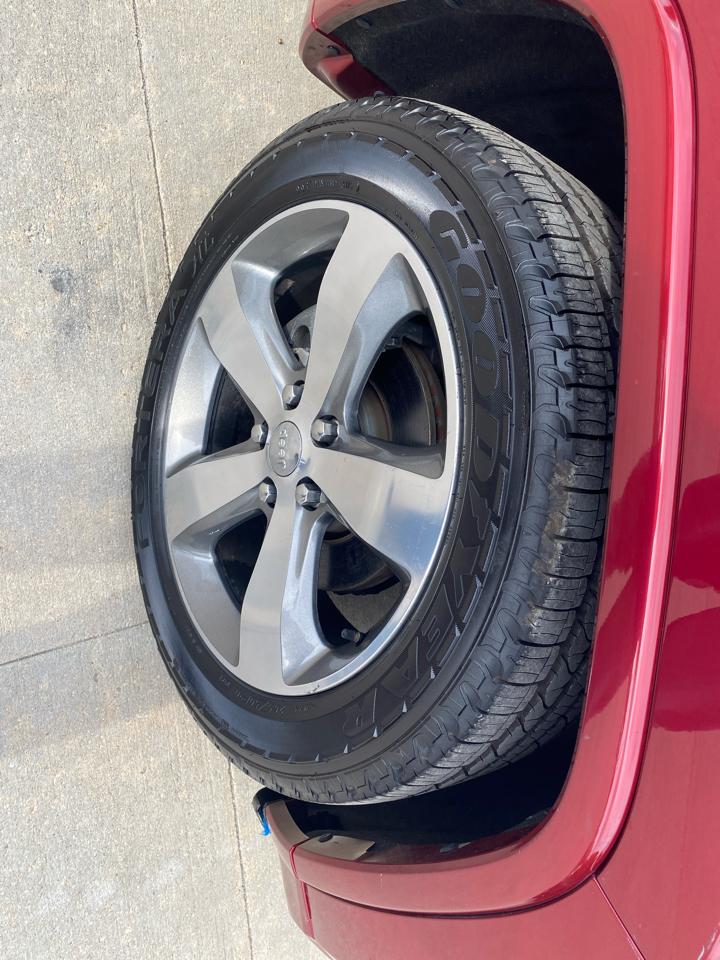 Jeep Grand Cherokee Overland 4WD 2014