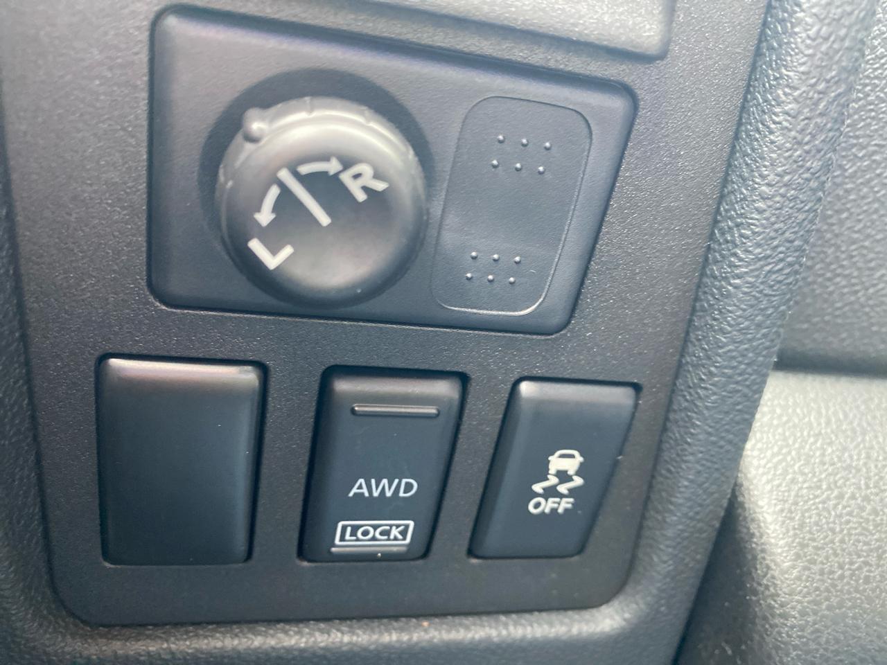 Nissan Rogue S AWD 2013