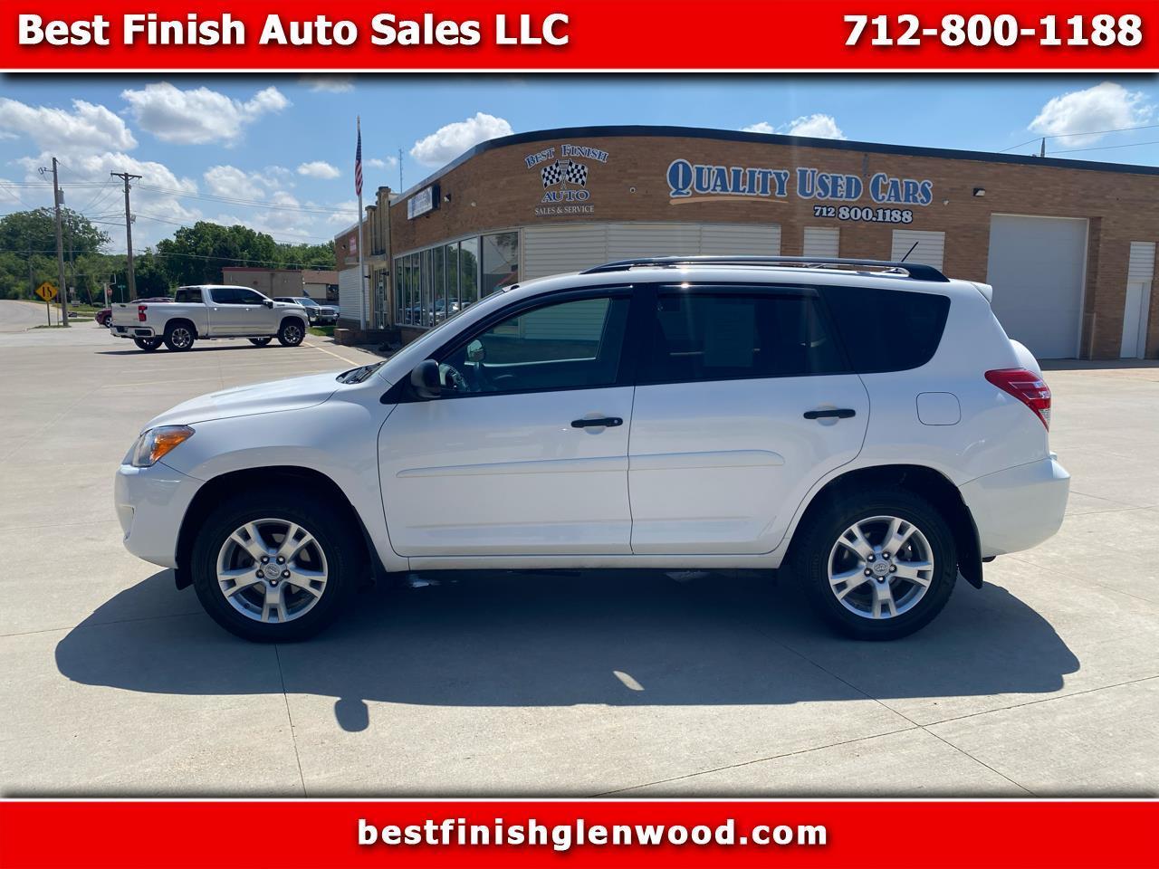 Toyota RAV4 Base V6 4WD 2010
