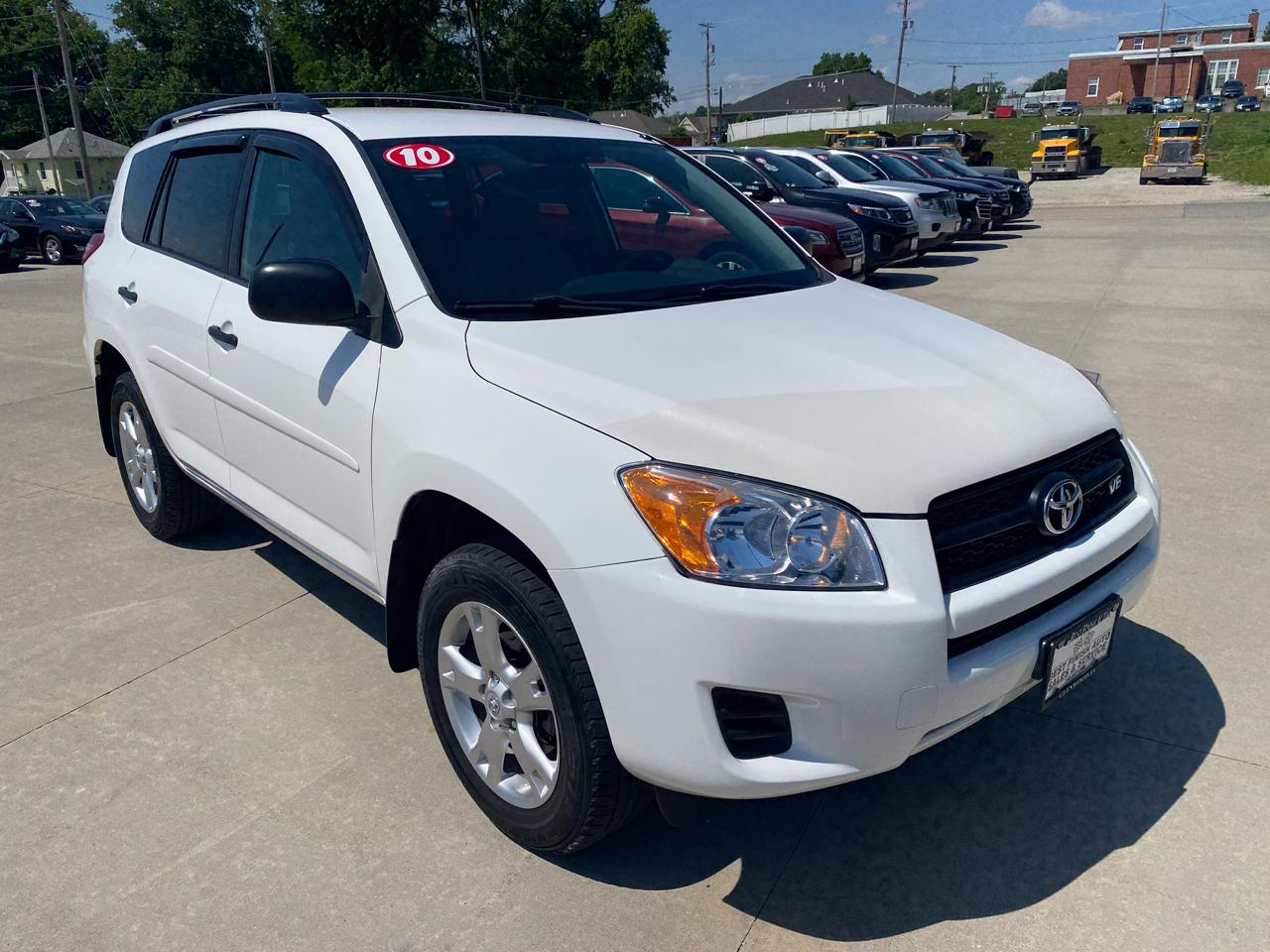 Toyota RAV4 Base V6 4WD 2010