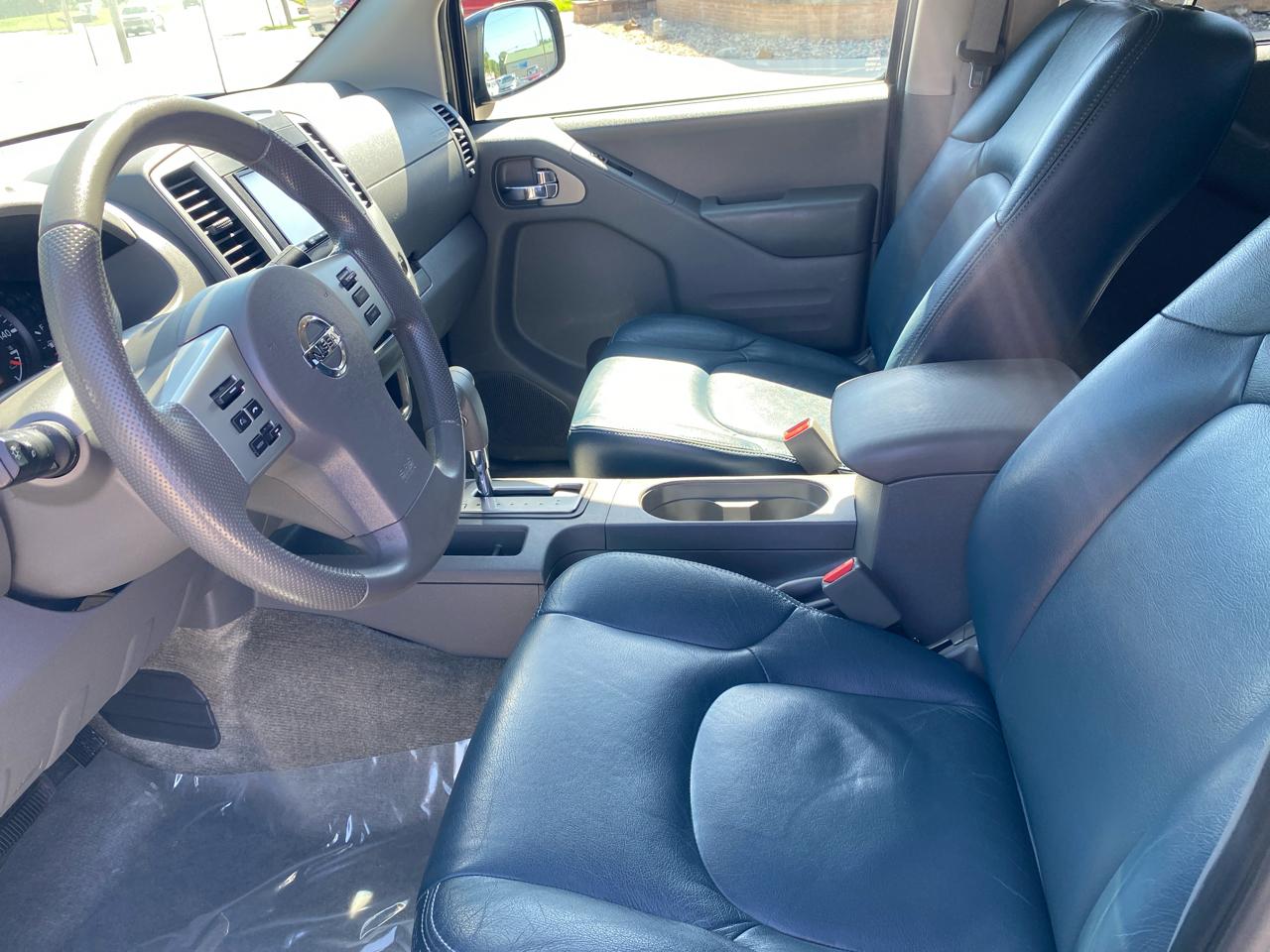 Nissan Frontier 4WD Crew Cab SWB Auto SV 2018