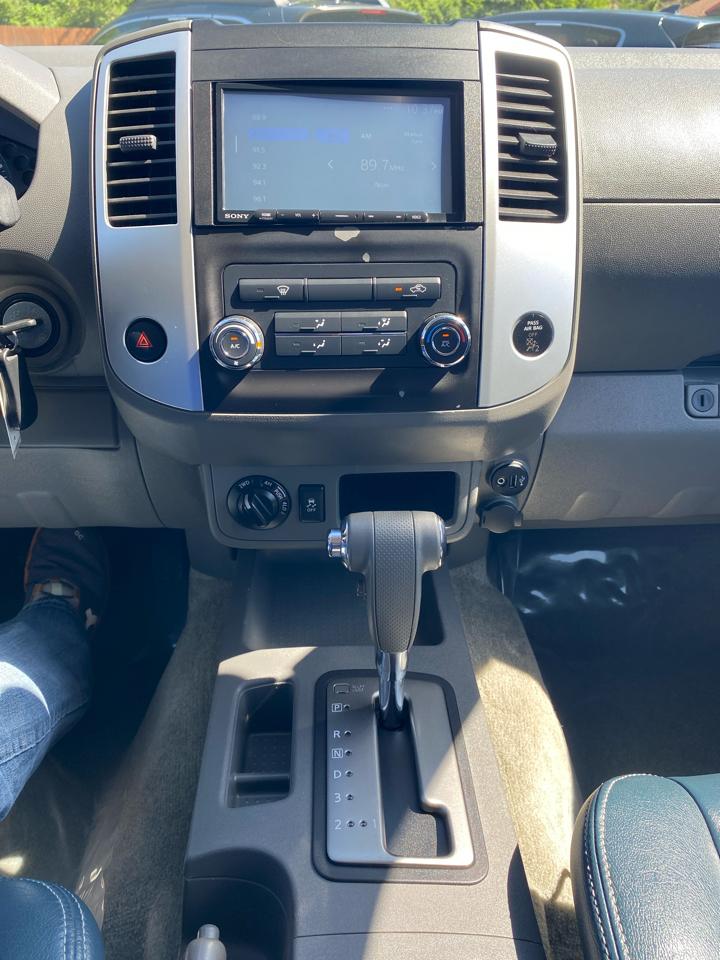 Nissan Frontier 4WD Crew Cab SWB Auto SV 2018