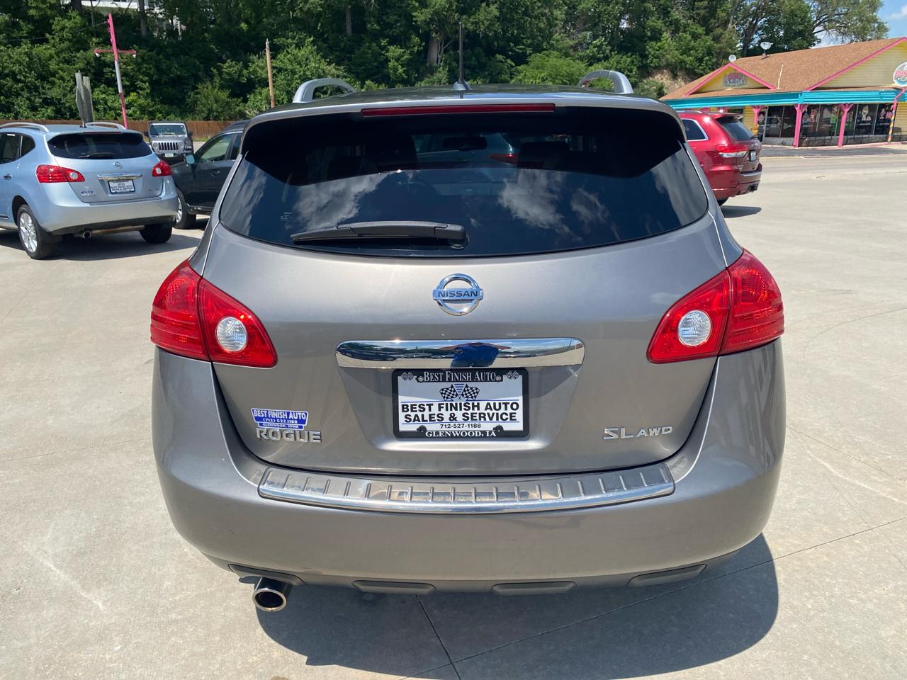 Nissan Rogue S AWD 2012