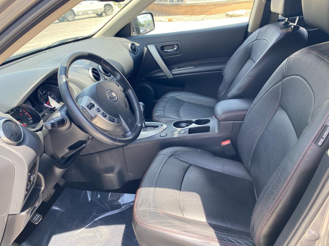 Nissan Rogue S AWD 2012