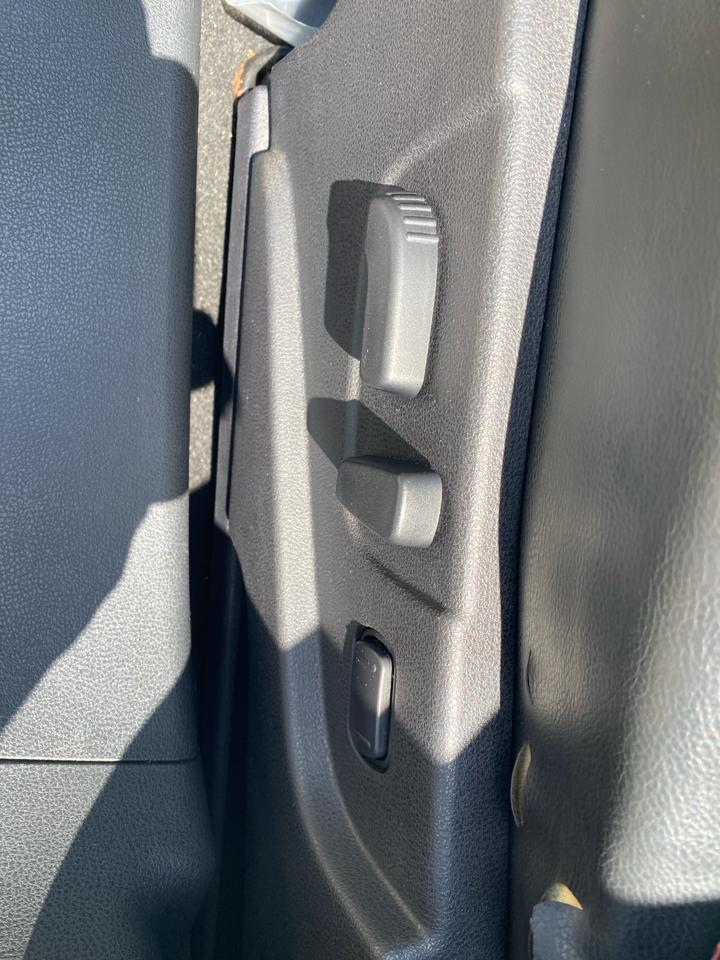 Nissan Rogue S AWD 2012