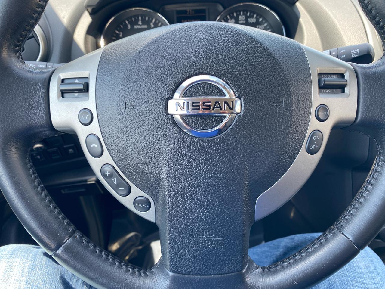 Nissan Rogue S AWD 2012