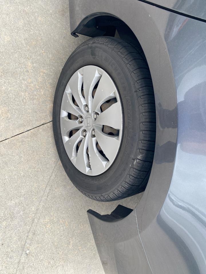 Honda Accord LX sedan AT 2012