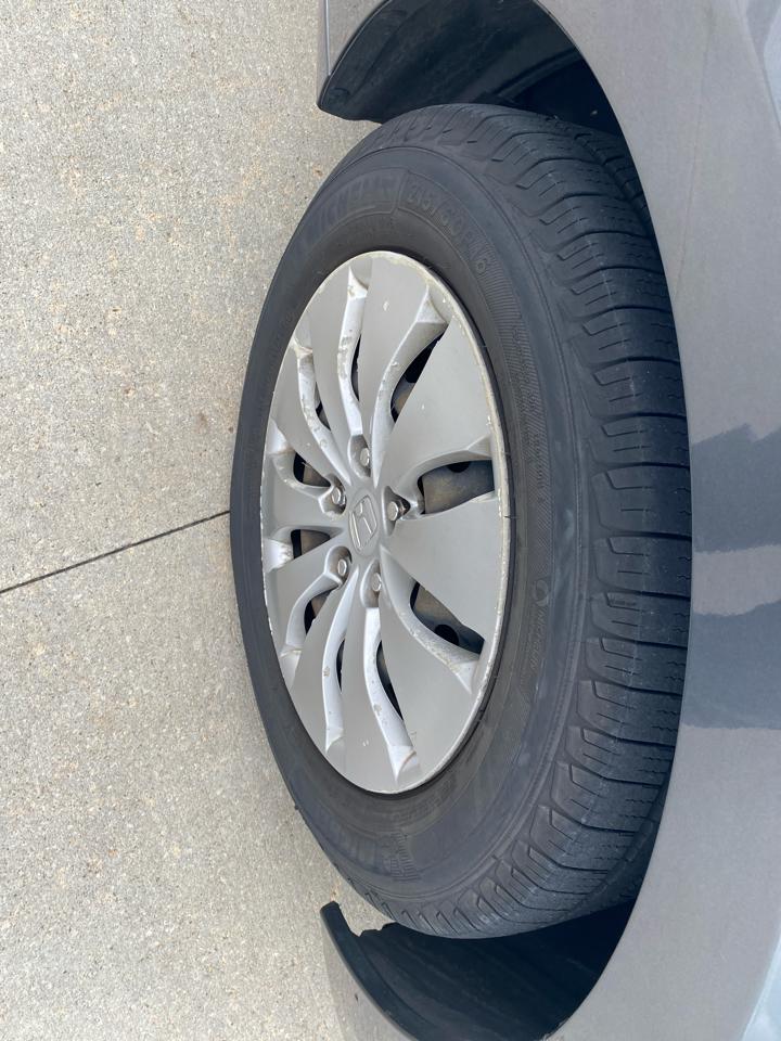 Honda Accord LX sedan AT 2012