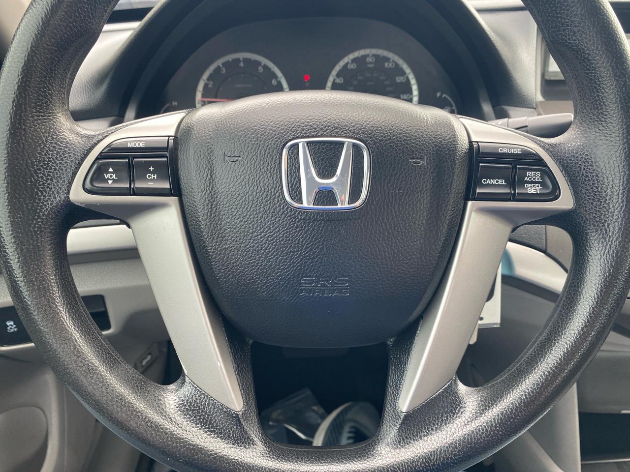 Honda Accord LX sedan AT 2012