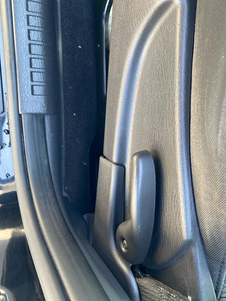 Jeep Liberty Rocky Mountain Edition 4WD 2004