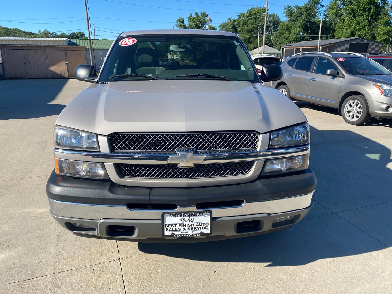 Chevrolet Silverado 1500 4dr Ext Cab 157.5" WB 4WD LS 2005