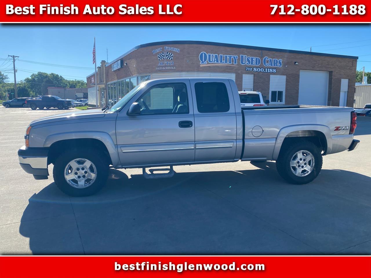 2005 Chevrolet Silverado 1500 4dr Ext Cab 157.5" WB 4WD LS