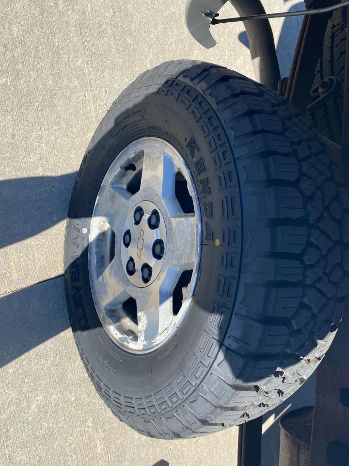 Chevrolet Silverado 1500 4dr Ext Cab 157.5" WB 4WD LS 2005