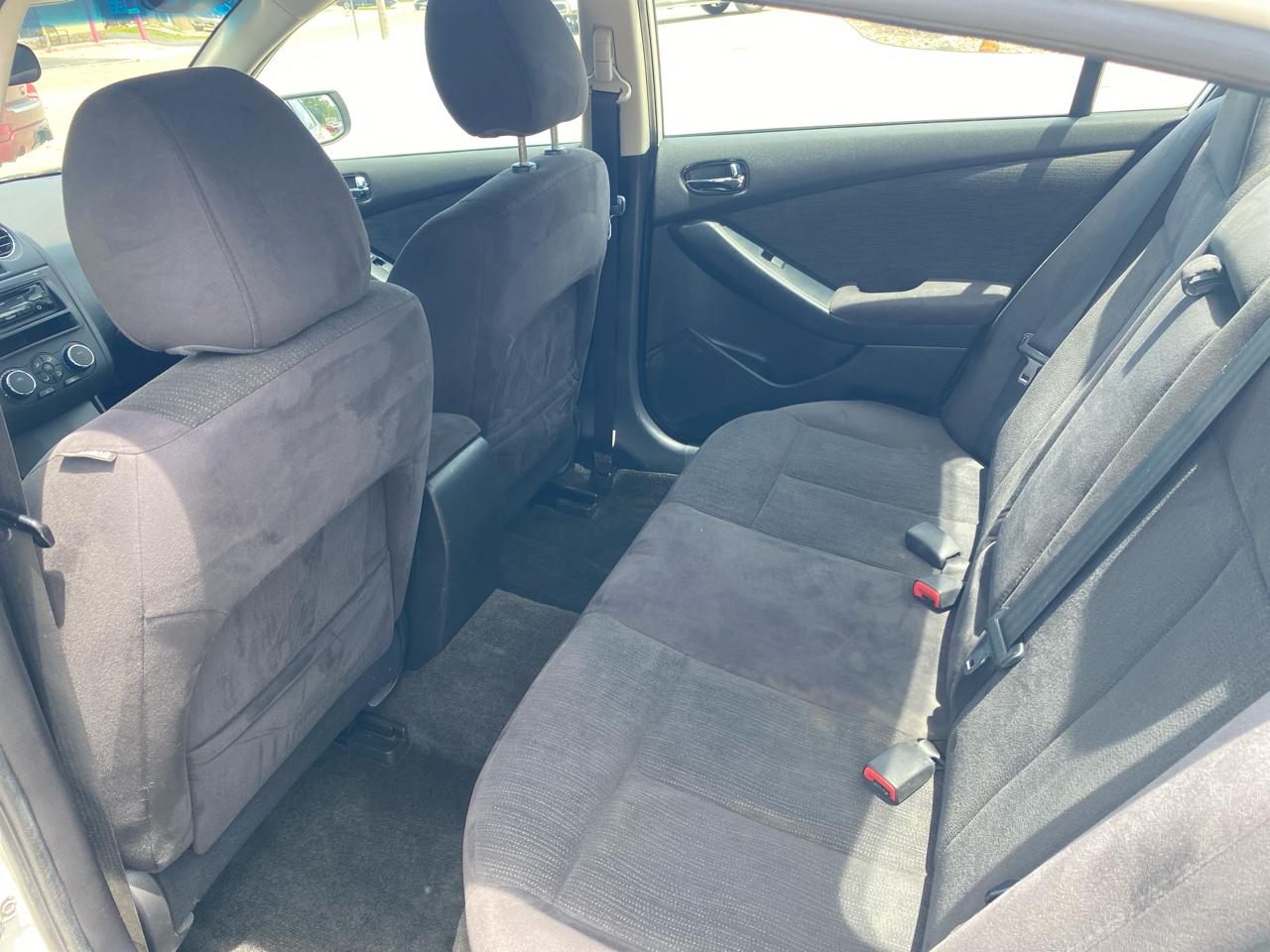 Nissan Altima 2.5 S 2011