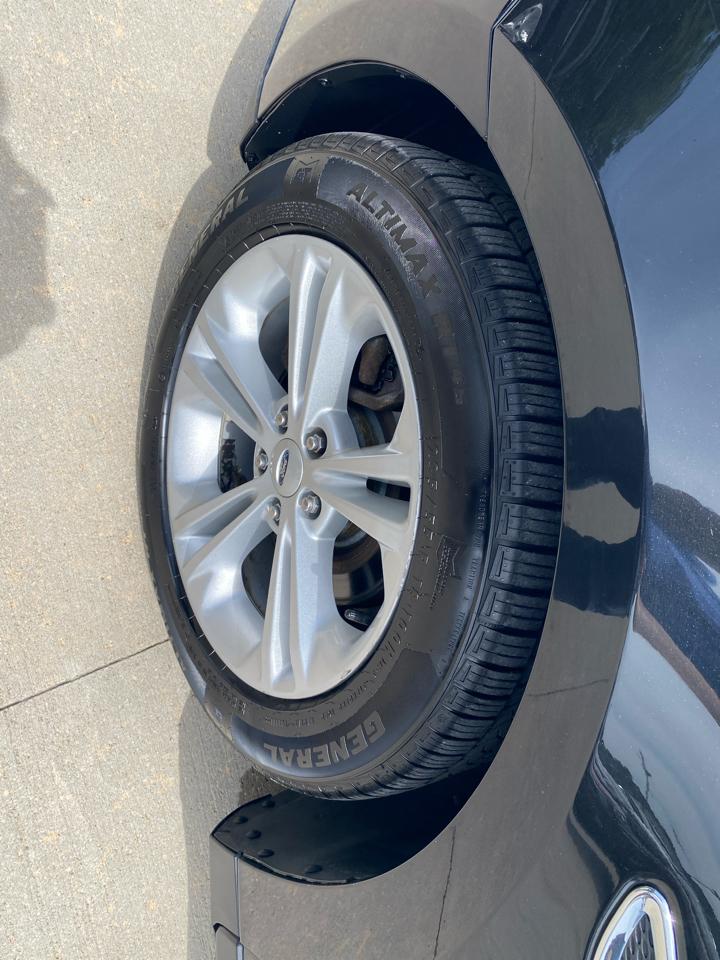 Ford Taurus SEL FWD 2015