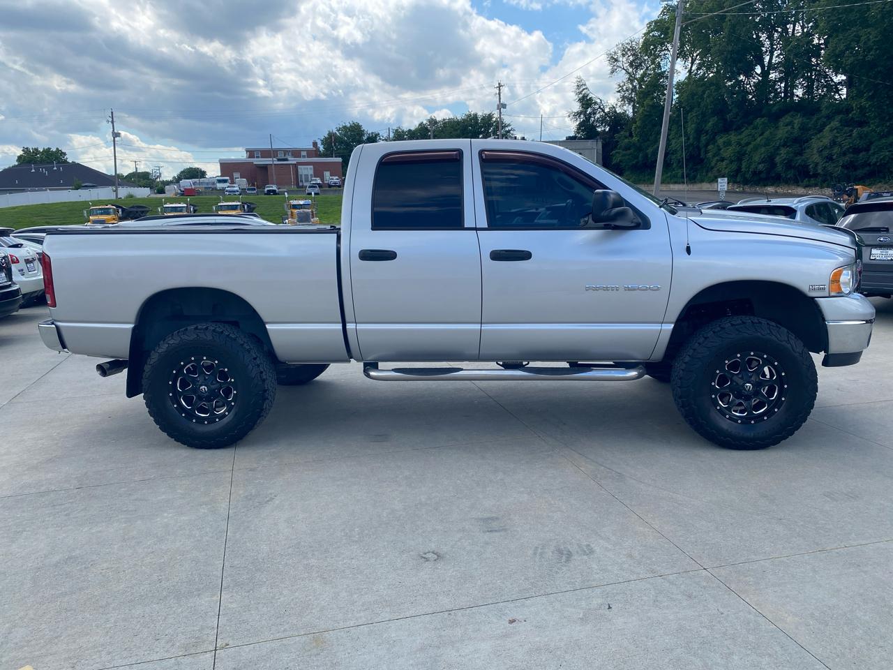 Dodge Ram 1500 Laramie Quad Cab Long Bed 4WD 2004