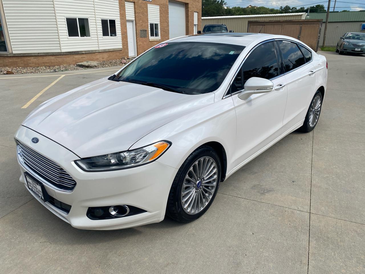 Ford Fusion Titanium AWD 2013
