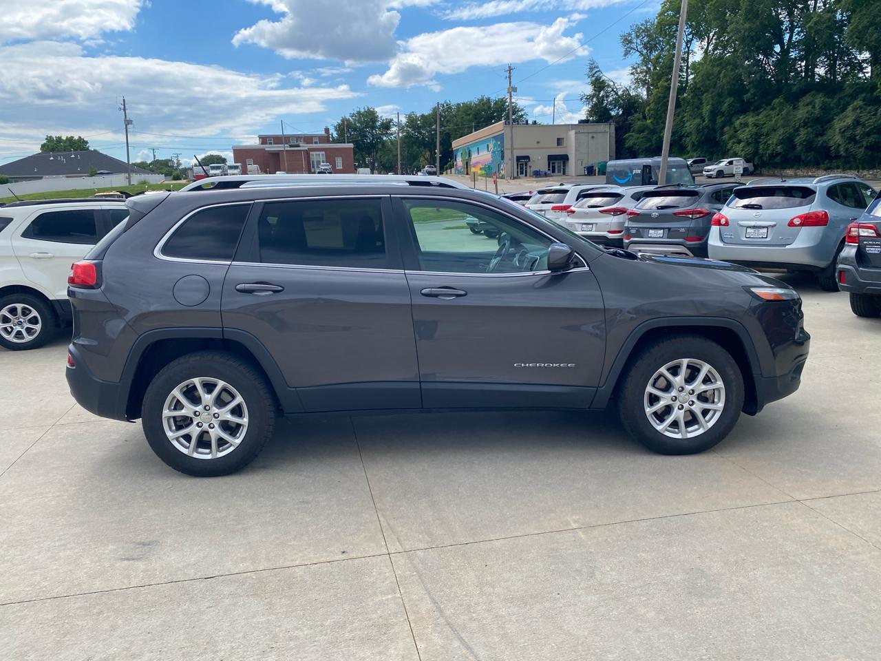 Jeep Cherokee Latitude 4WD 2014