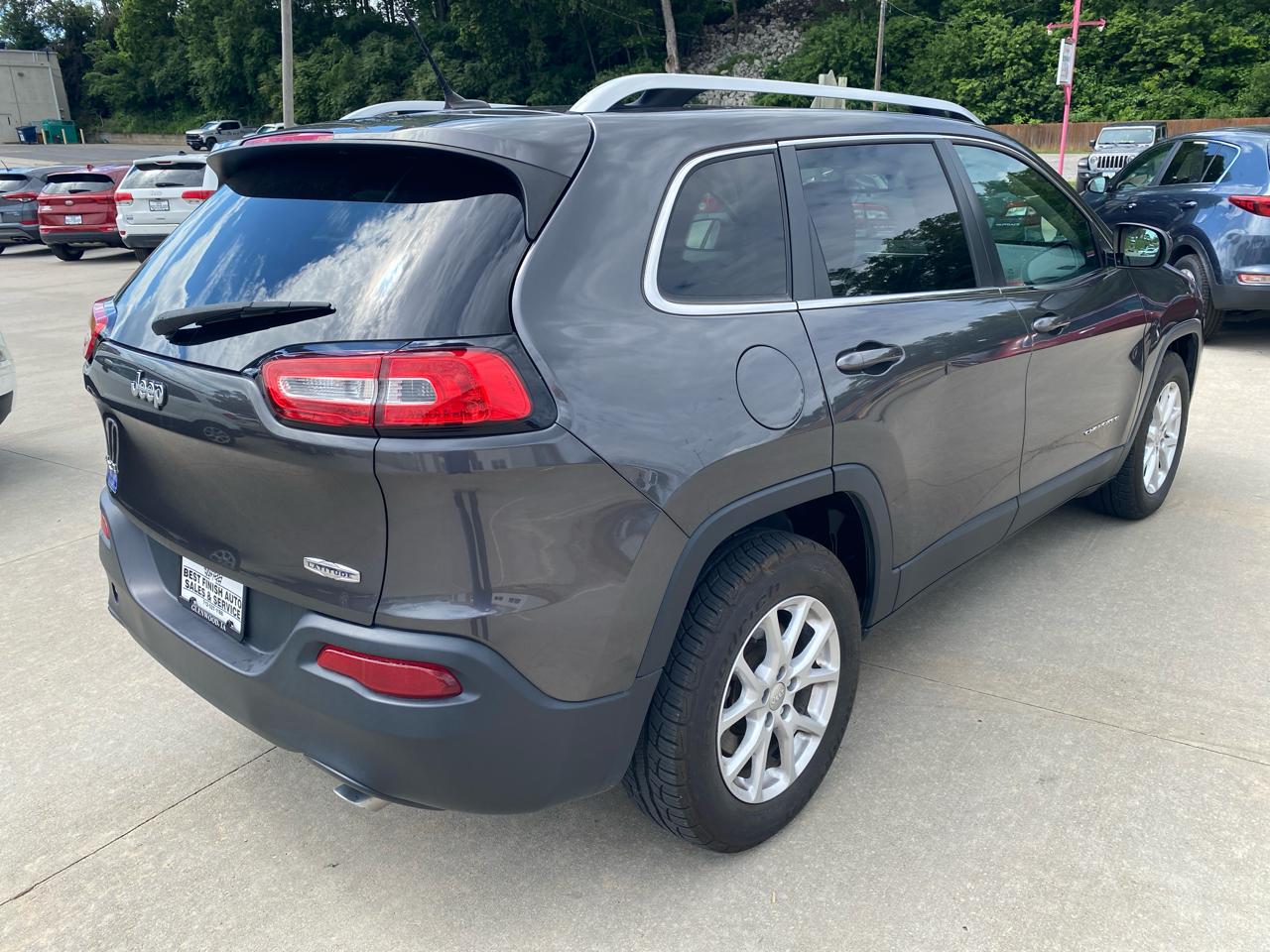 Jeep Cherokee Latitude 4WD 2014