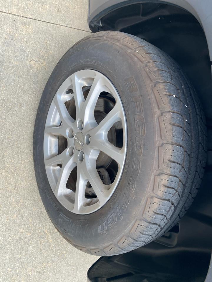 Jeep Cherokee Latitude 4WD 2014