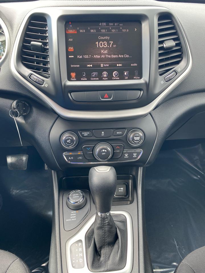 Jeep Cherokee Latitude 4WD 2014