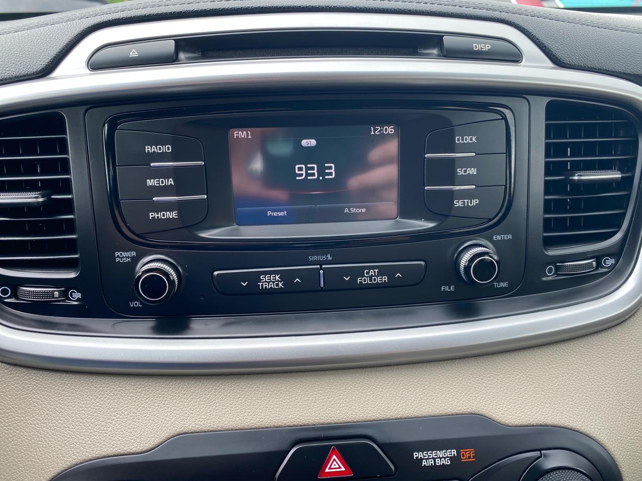 Kia Sorento LX V6 AWD 2017