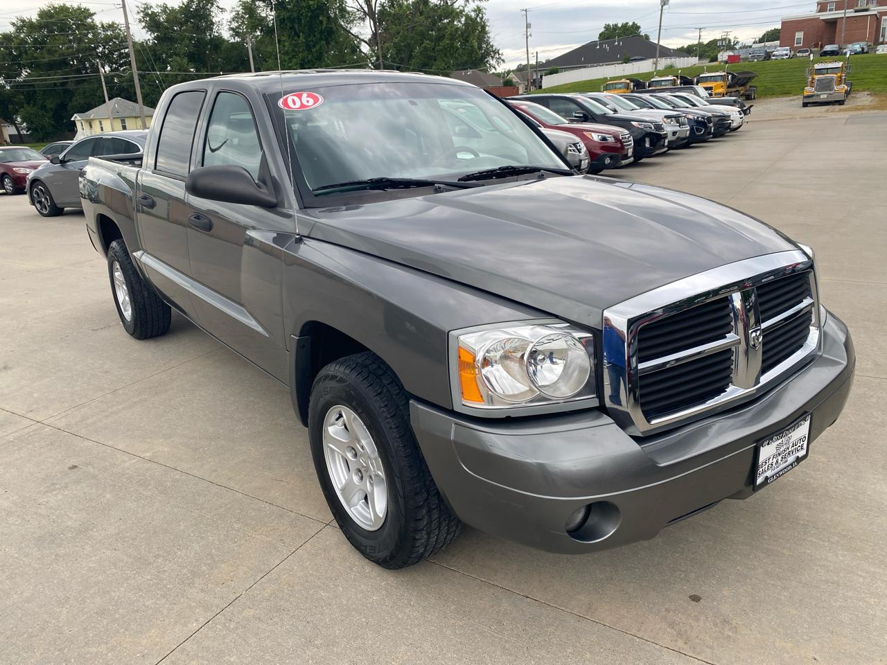Dodge Dakota SLT Quad Cab 4WD 2006