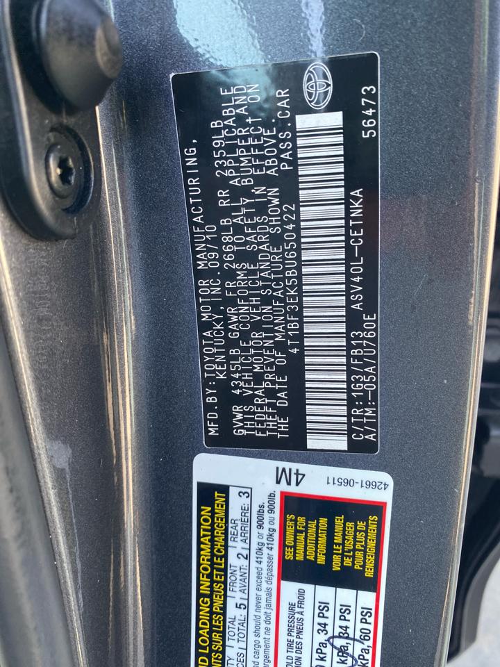 Toyota Camry Base 6-Spd AT 2011