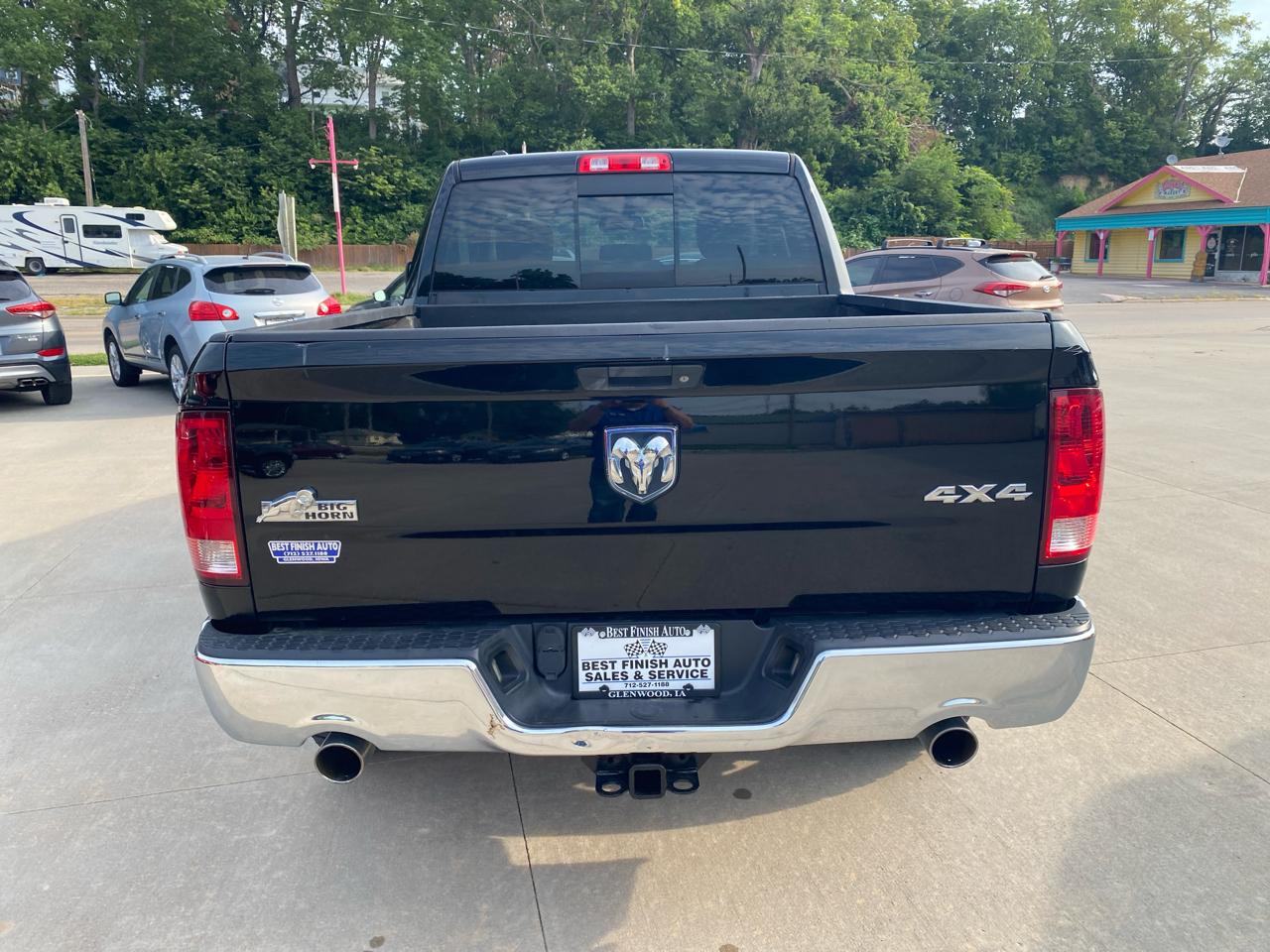 RAM 1500 4WD Quad Cab 140.5" Big Horn 2014