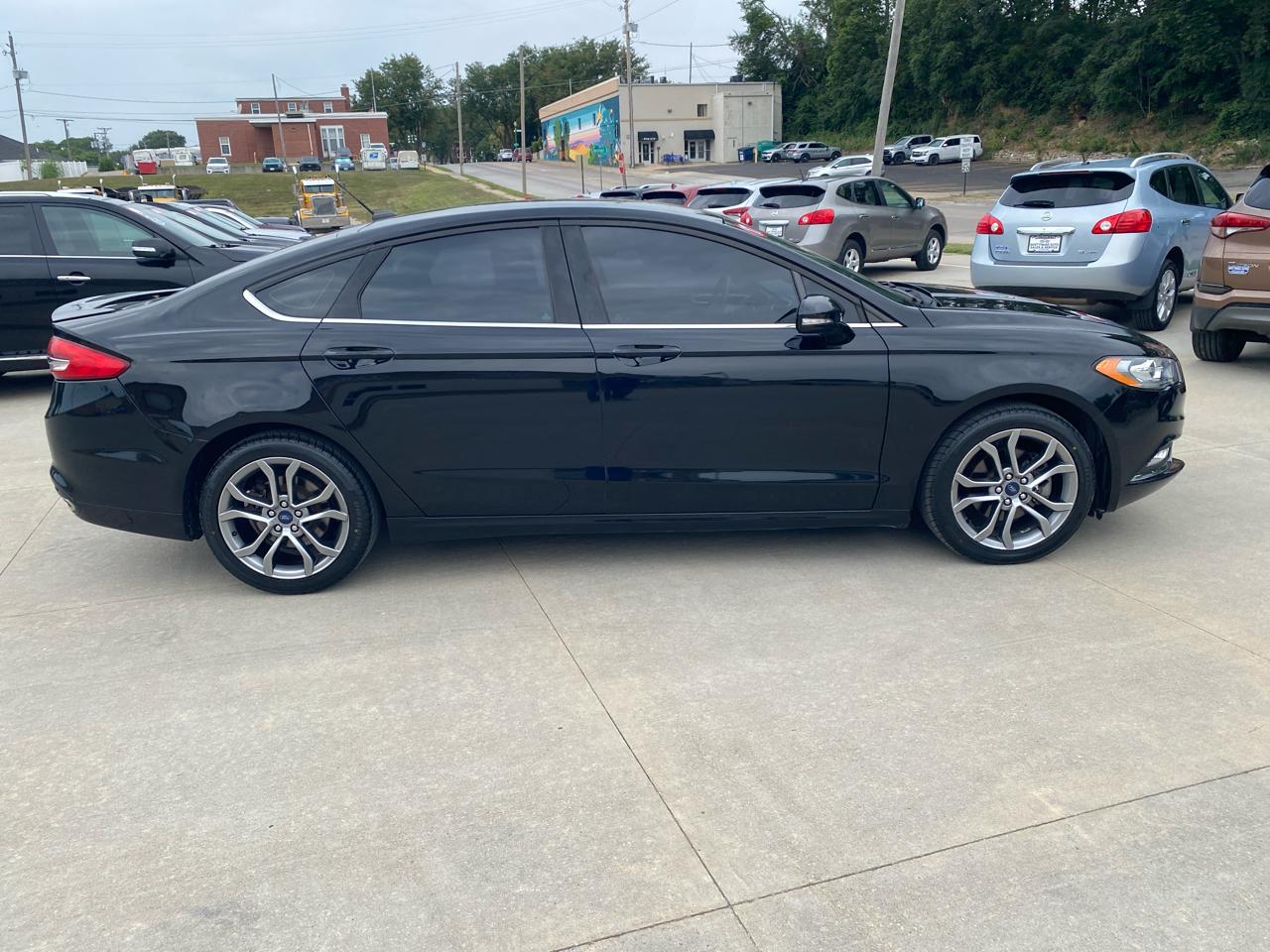 Ford Fusion SE 2017