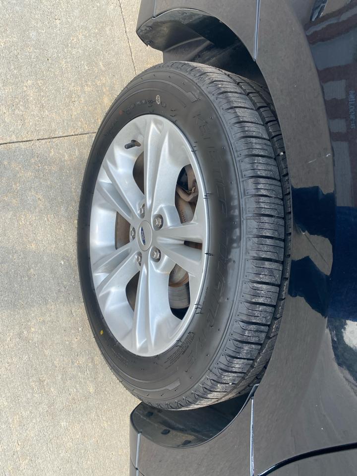 Ford Taurus SEL FWD 2016