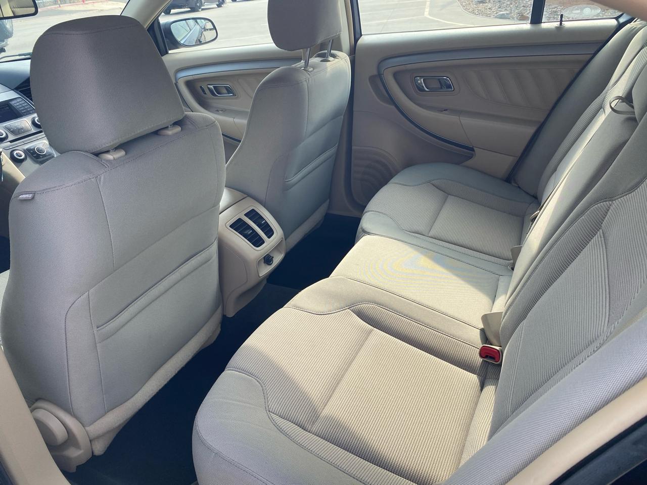 Ford Taurus SEL FWD 2016