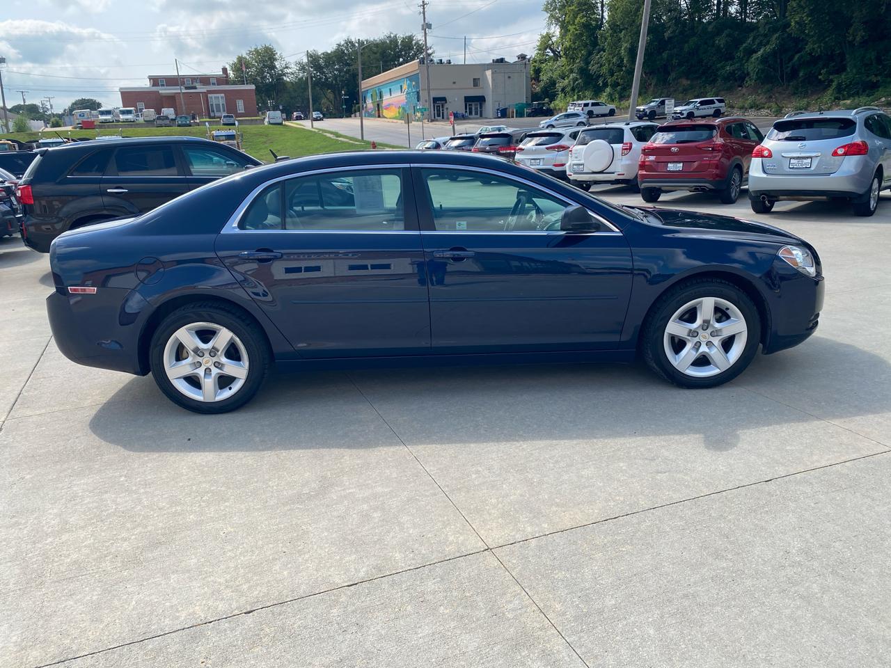 Chevrolet Malibu LS 2010