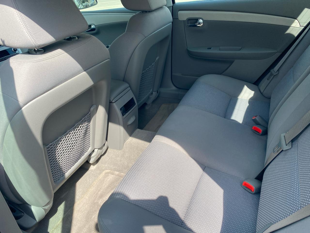 Chevrolet Malibu LS 2010