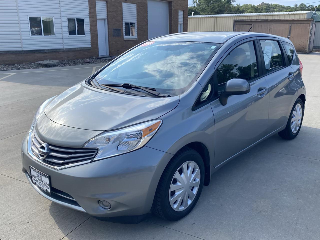 Nissan Versa Note S 2014