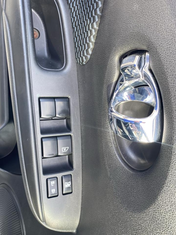Nissan Versa Note S 2014