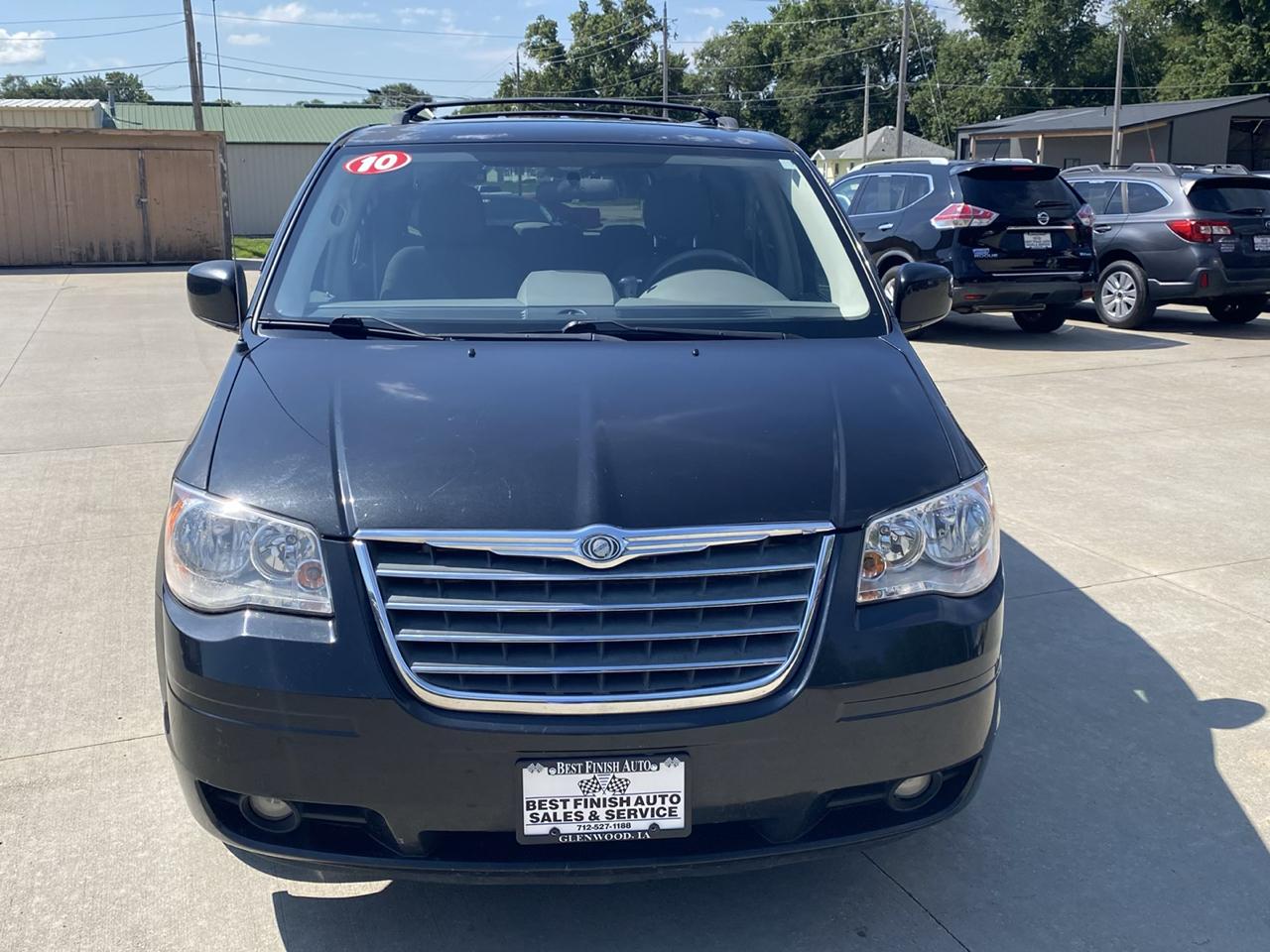 Chrysler Town & Country Touring 2010