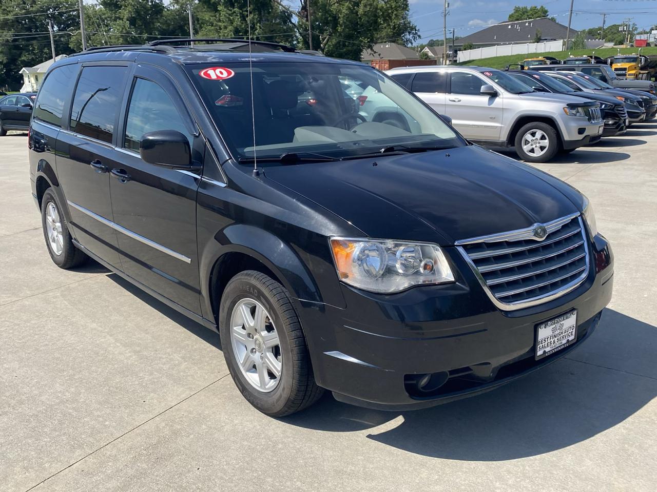 Chrysler Town & Country Touring 2010