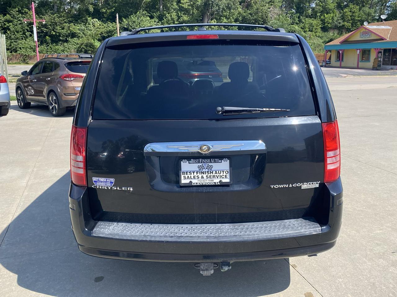 Chrysler Town & Country Touring 2010