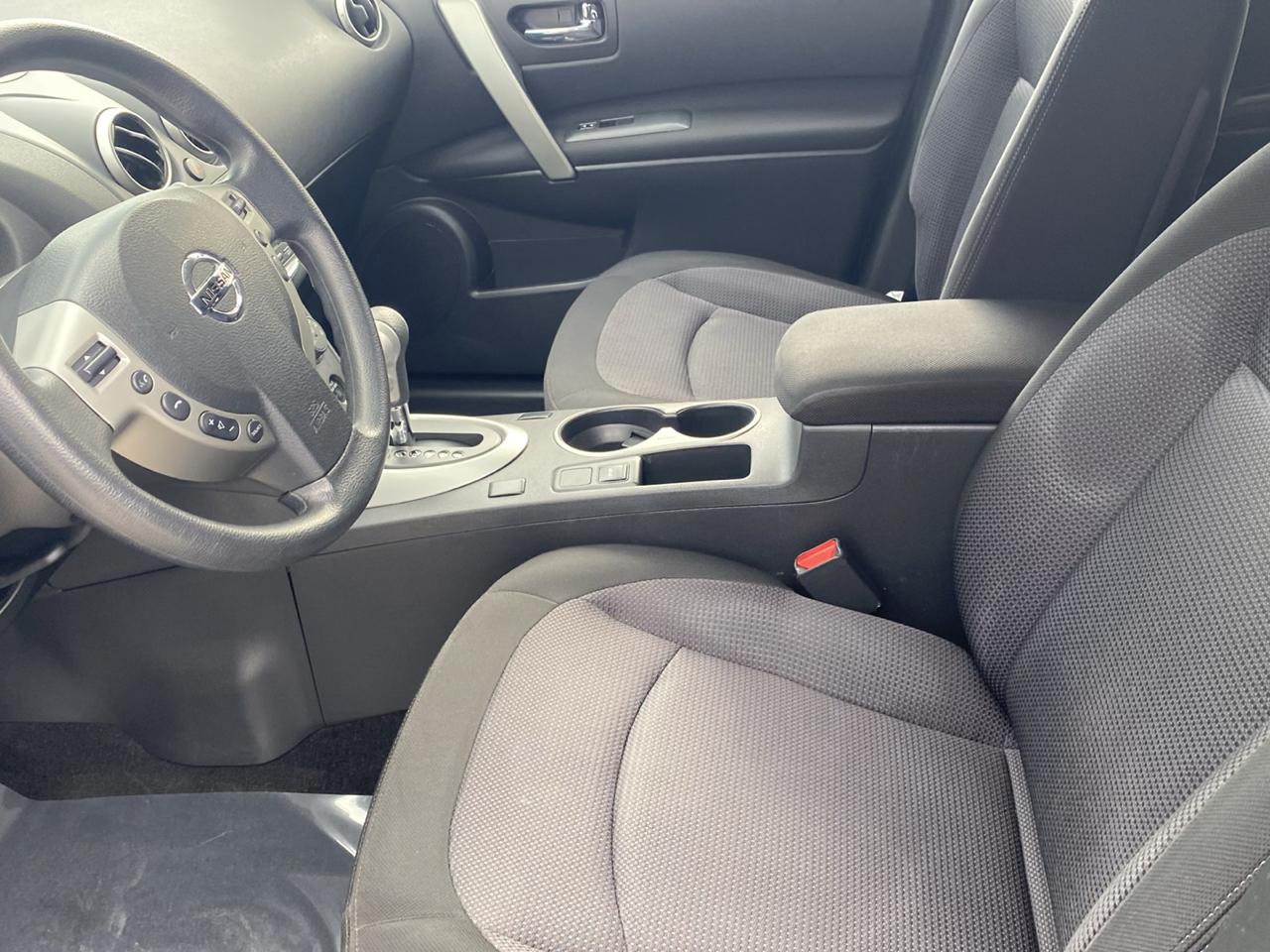 Nissan Rogue S AWD 2013
