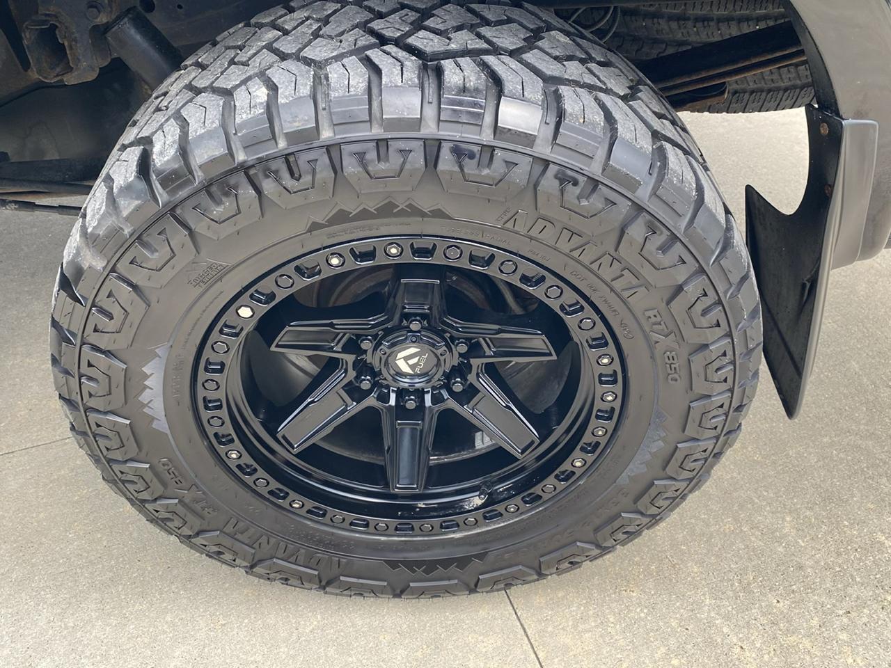 Ford F-150 4WD SuperCrew 139" Lariat 2012