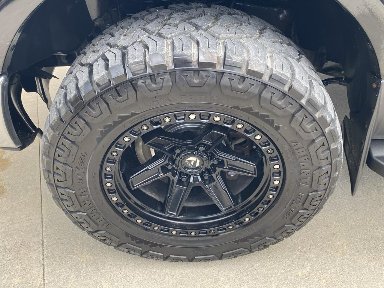Ford F-150 4WD SuperCrew 139" Lariat 2012